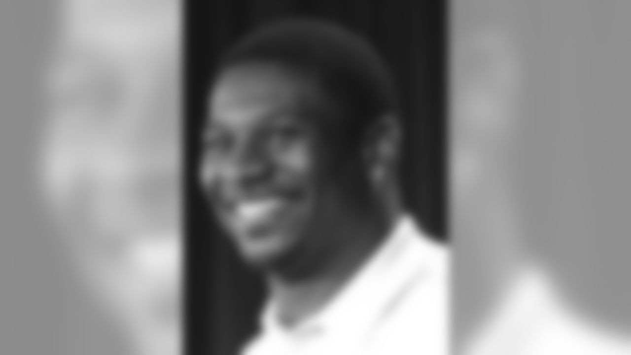 RB #21 LaDainian Tomlinson