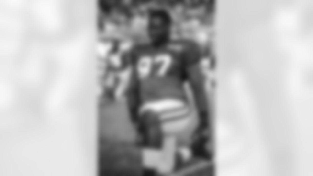 #97 Lawrence Thomas