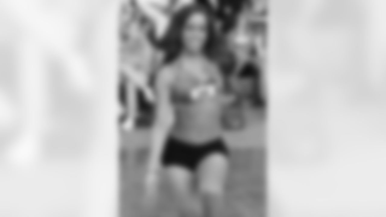 2011 Flight Crew Preliminary Auditions