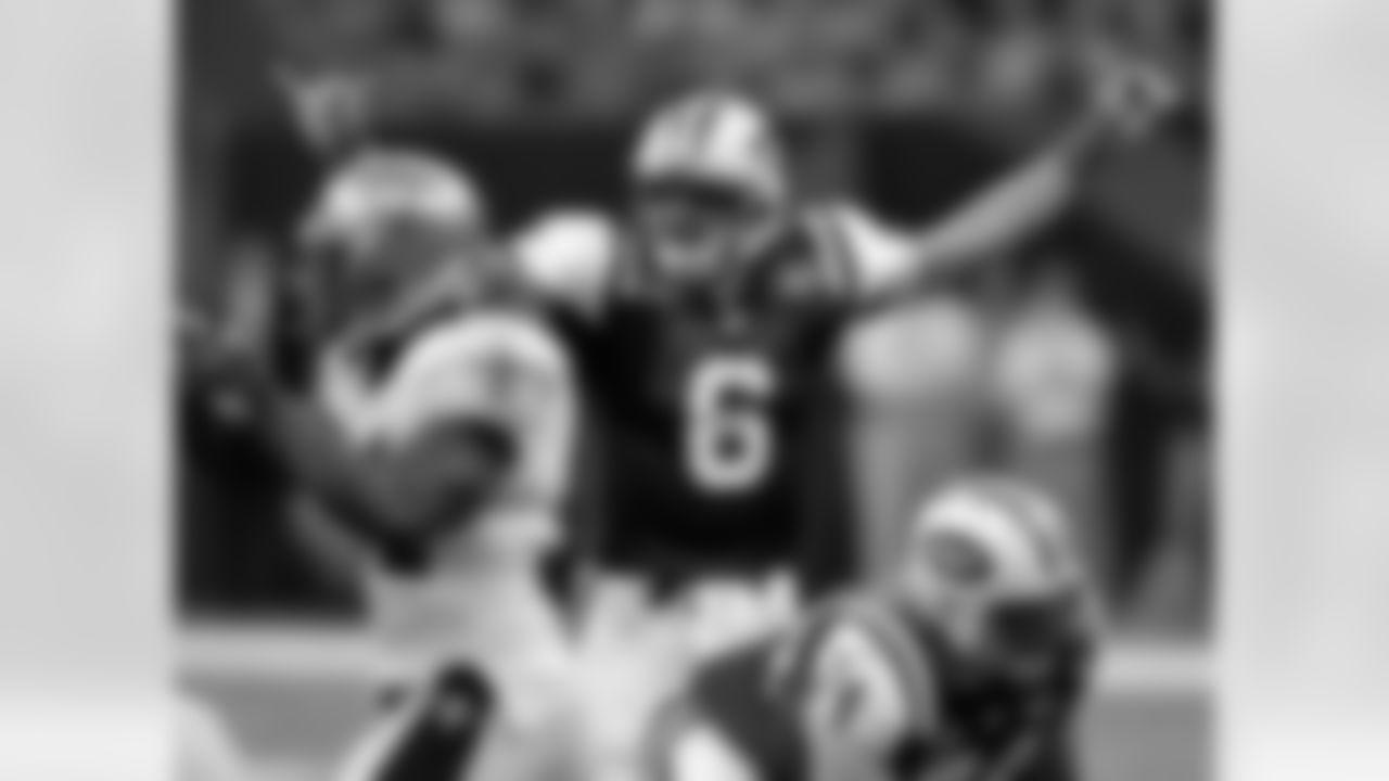 2009 Week 4 - Jets at Saints Photos