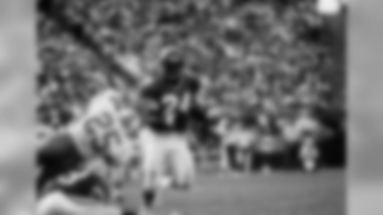 #24 RB- Freeman McNeil (1981-1992)