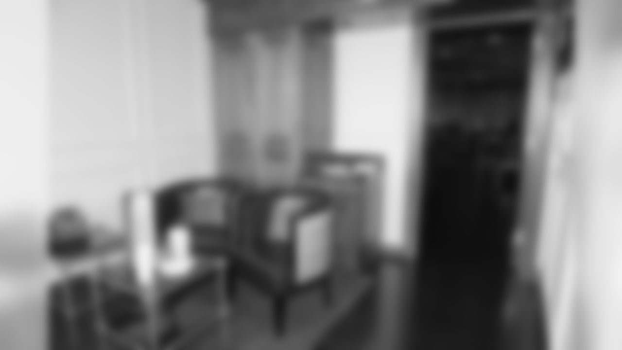 Seating and Dining Area in the Commissioners Club