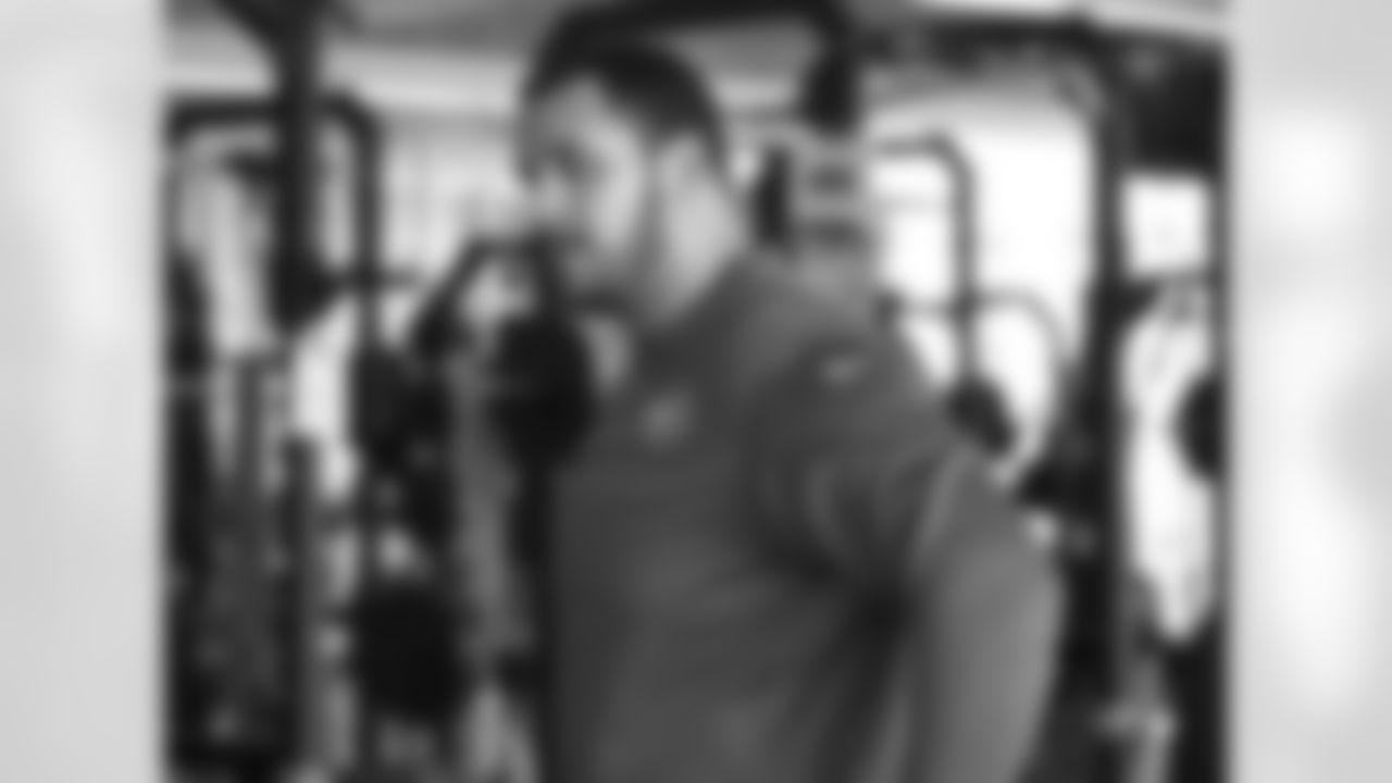 OL Oday Aboushi