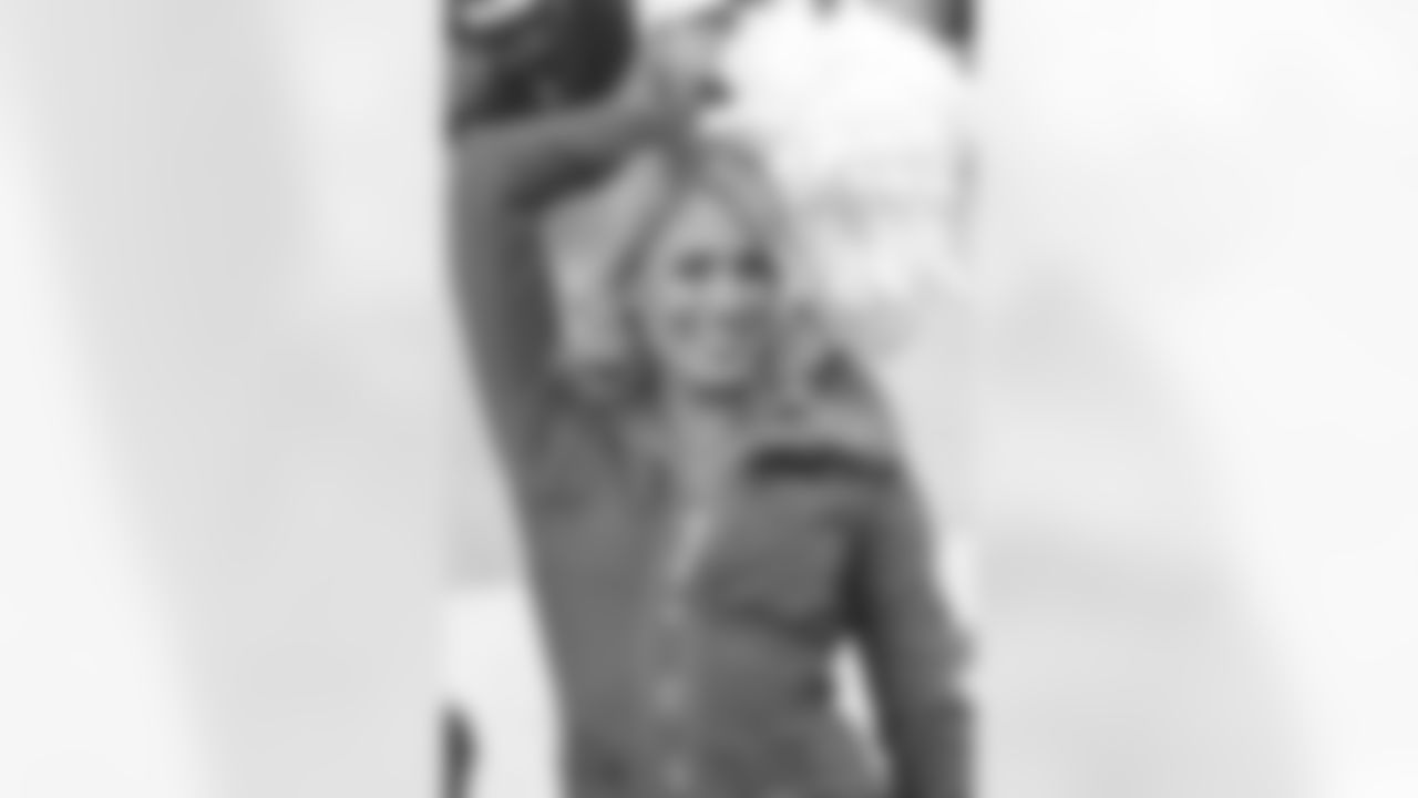 New York Jets Flight Crew: Jets vs Chiefs
