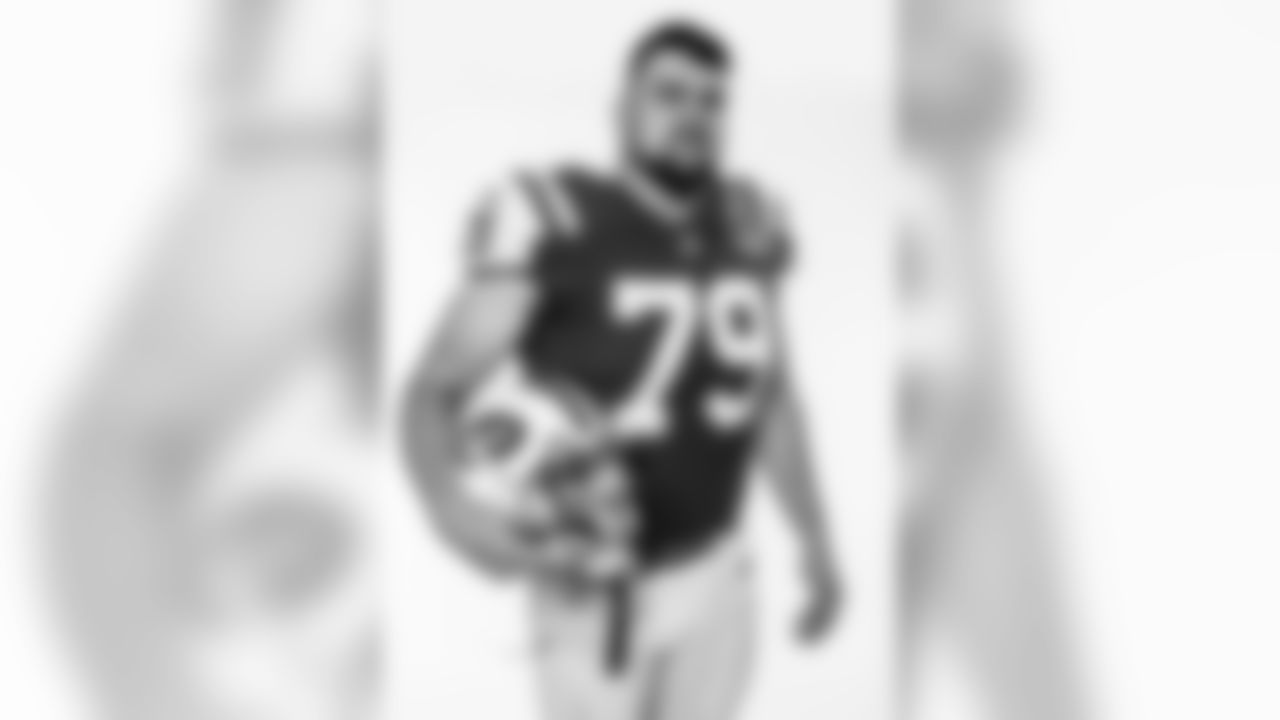 #79 Brent Qvale (OL)