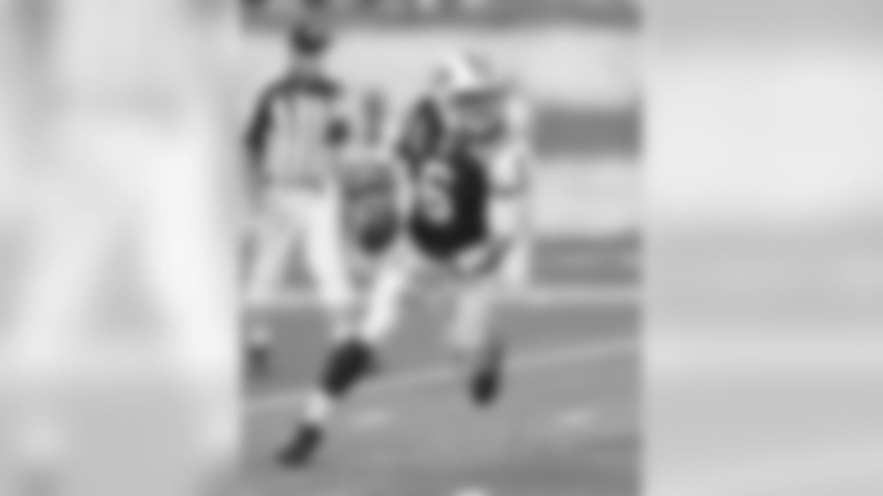 Mark Sanchez Photos