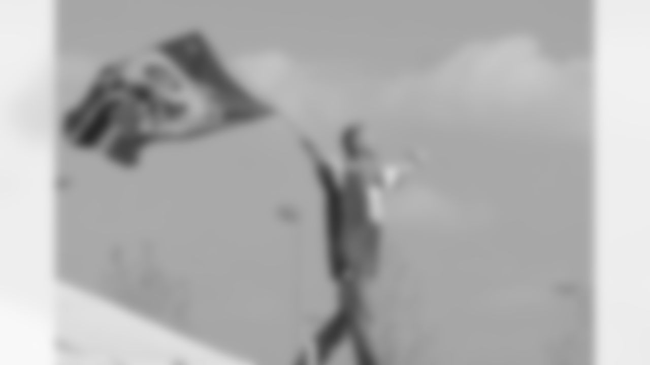 To save a photo right click on the image and select Save As.