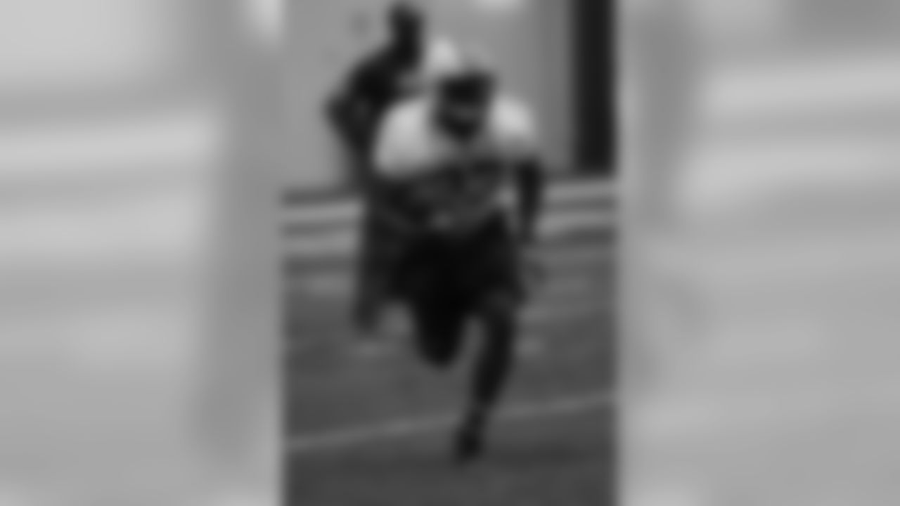 RB Shonn Greene Photos