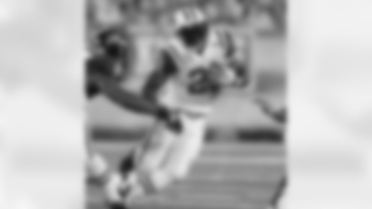 LaDainian Tomlinson Photos