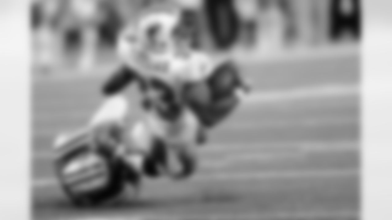 2011 Regular Season Week 6 Jets vs. Dolphins Game Photos