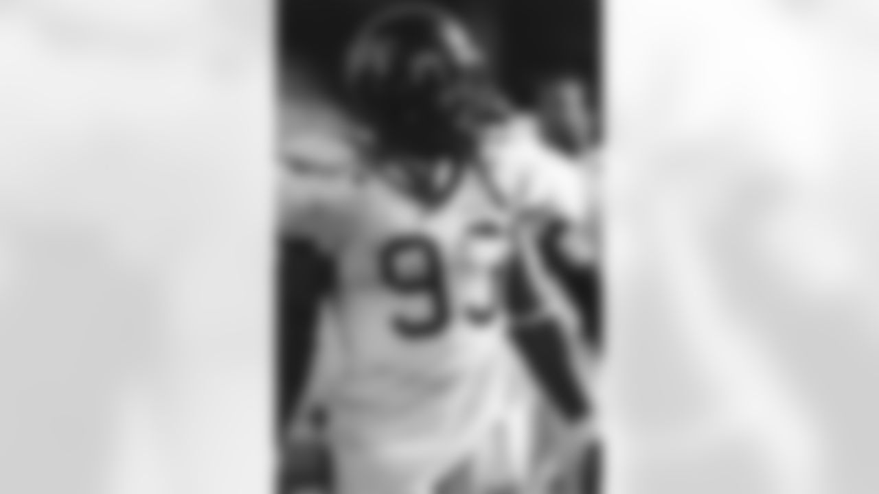 Calvin Pace, LB Wake Forest 1999-2002