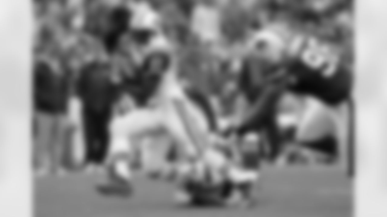 2010 Week 4 Jets at Bills Game Photos