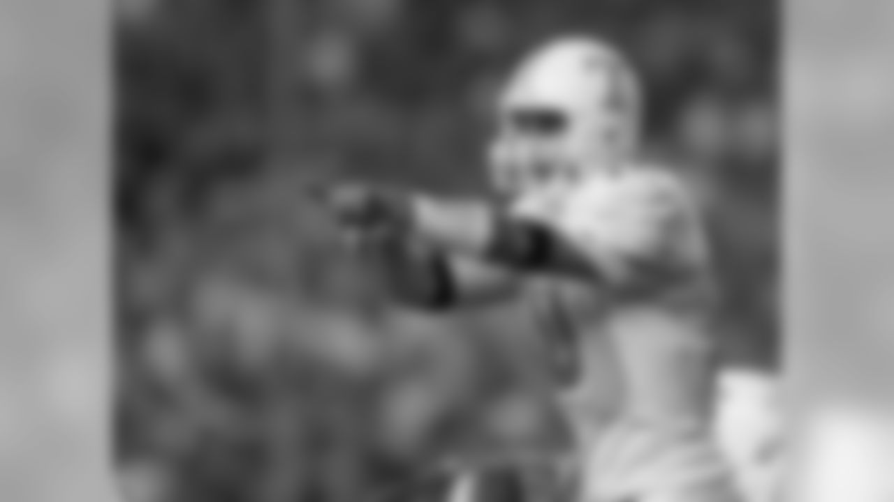 QB Erik Ainge