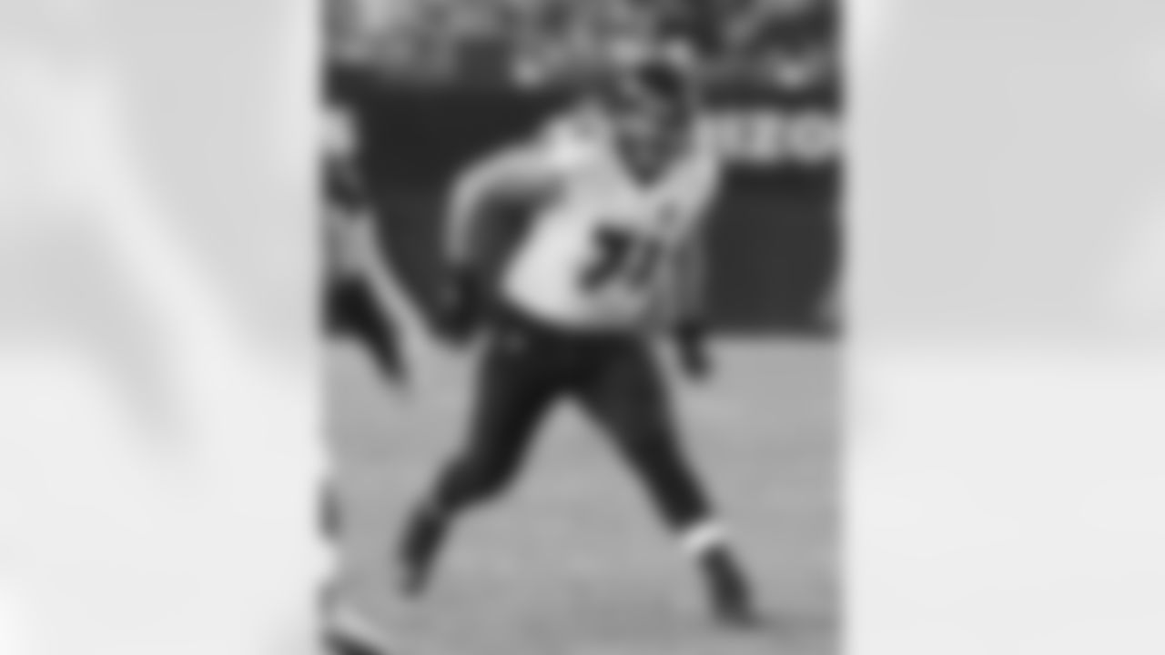 No. 27 Ricky Wagner, OT