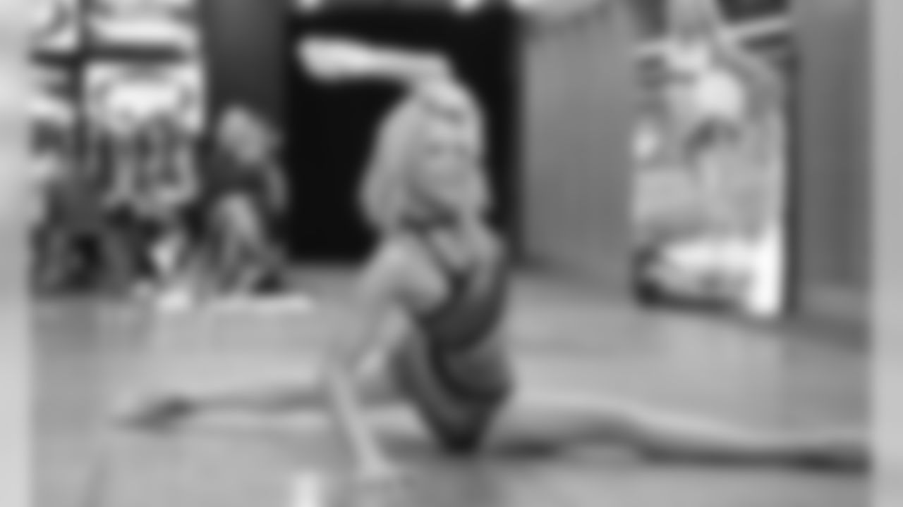 2011 Flight Crew Final Auditions
