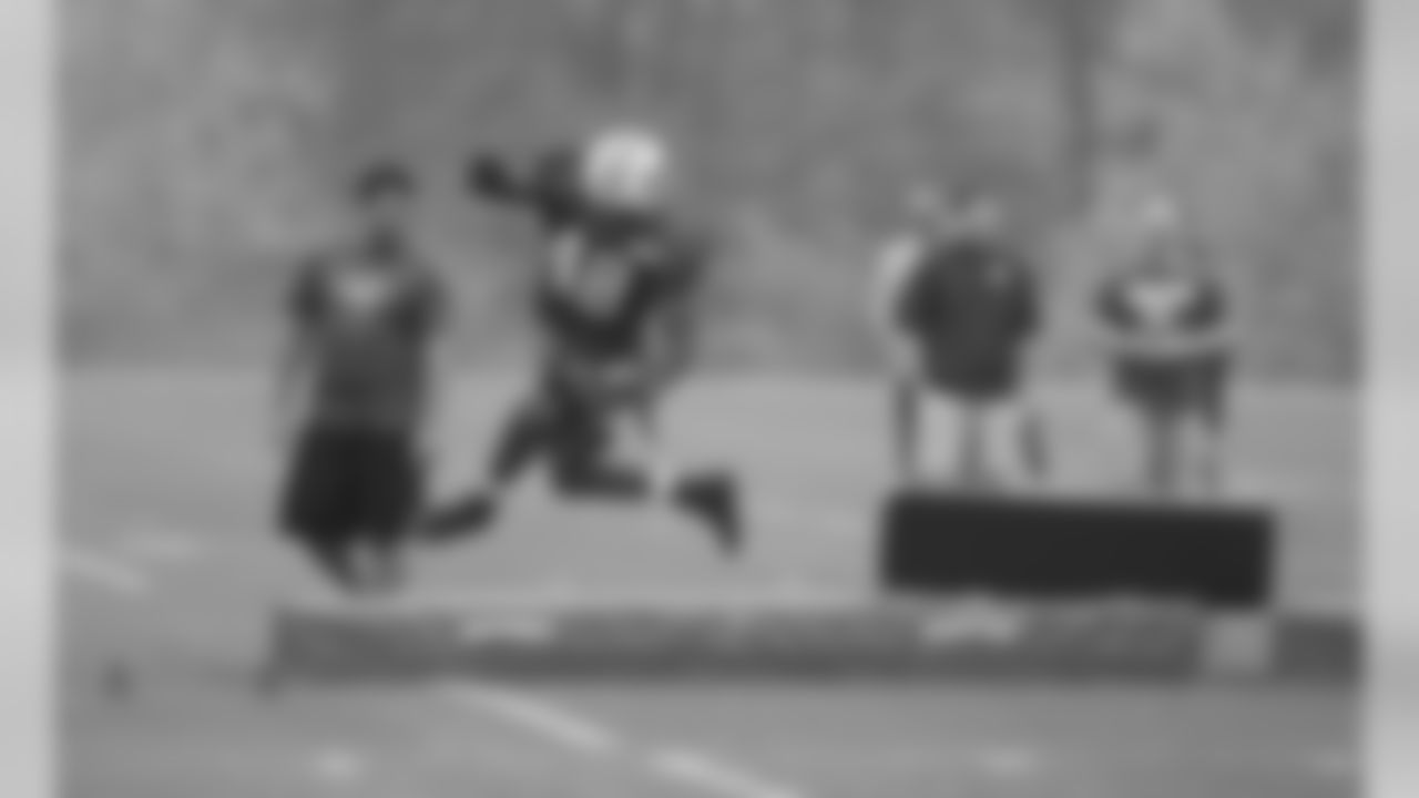 LB - Lorenzo Mauldin