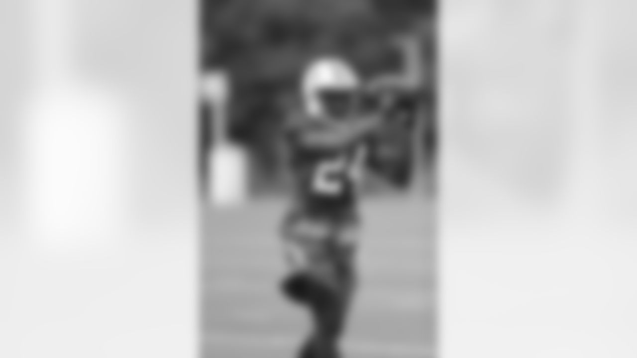 Adams will be seeing his old team, Oakland, for a second consecutive week after playing the rookie QB Derrick Carr-led Raiders team. Carr threw a 36-yard touchdown pass to Denarius Moore with Adams covering. Adams is looking forward to having another opportunity against Carr: "We kinda got a little thing going on. He came at me last week and I'm looking forward to the matchup. That's definitely something I'm looking forward to. I pretty much know a lot of the things their doing…"