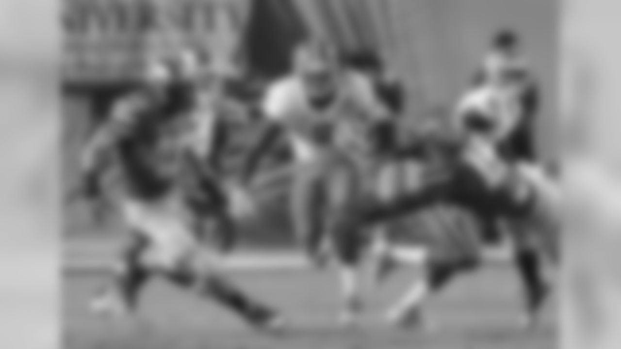 Consensus No. 1 WR