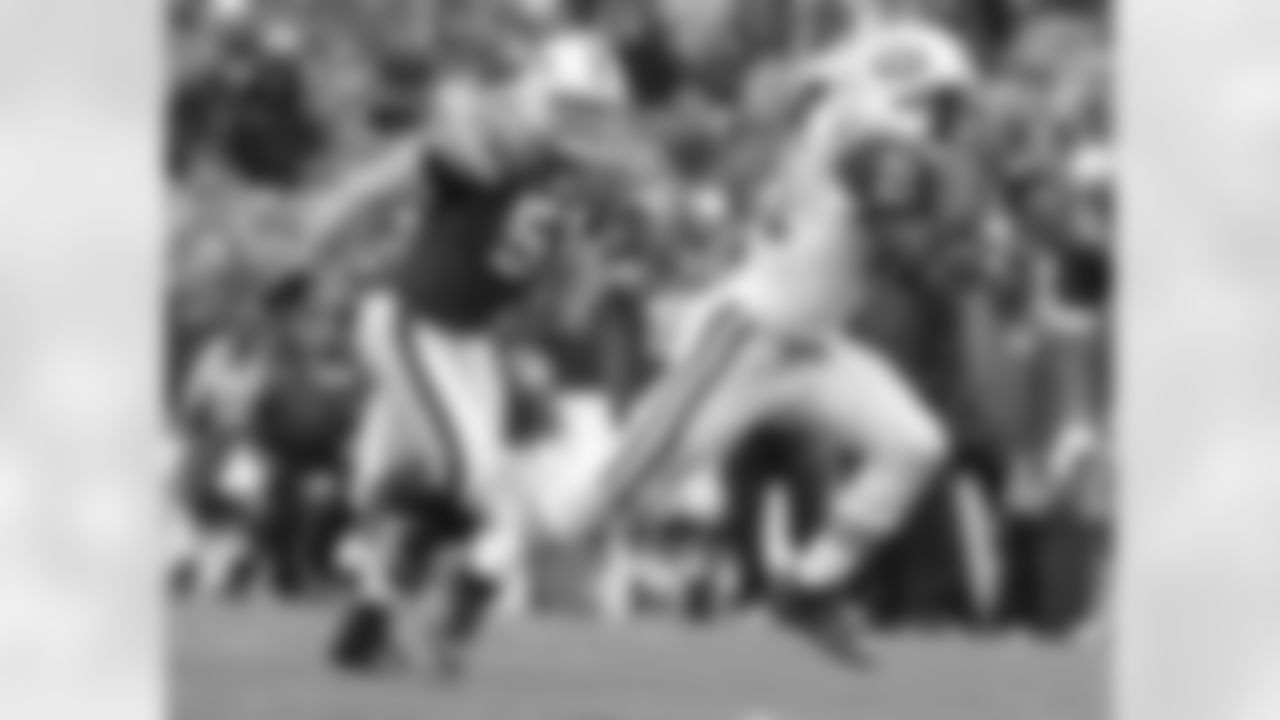 2010 Week 4 Jets at Bills Game Photos