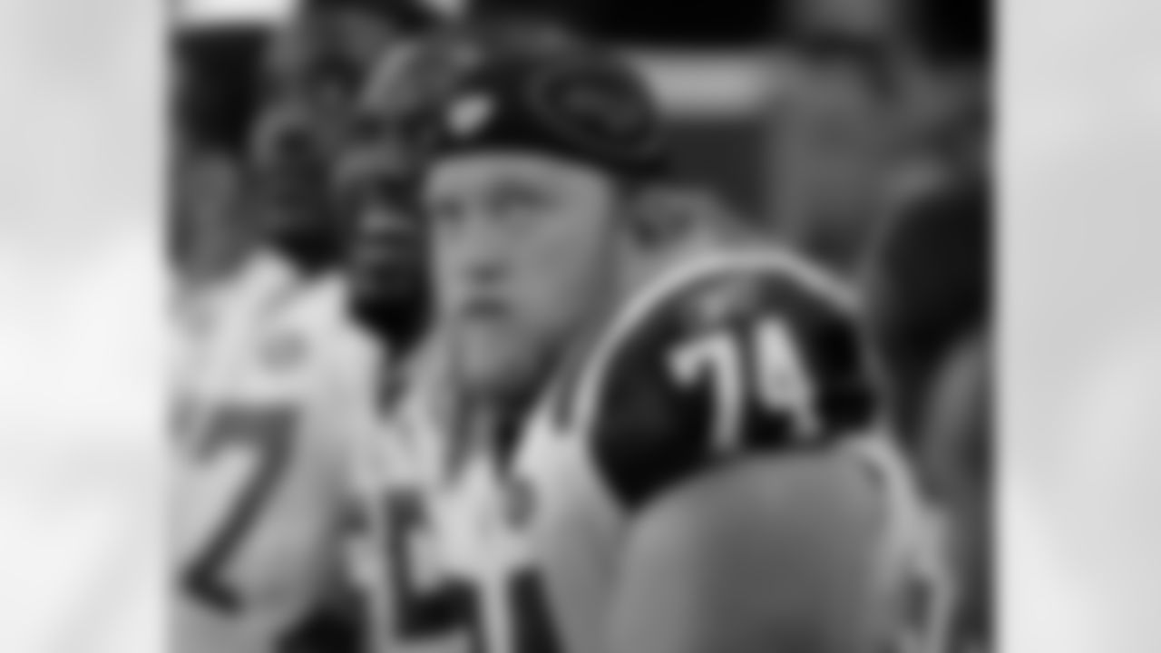 Nick Mangold Photos