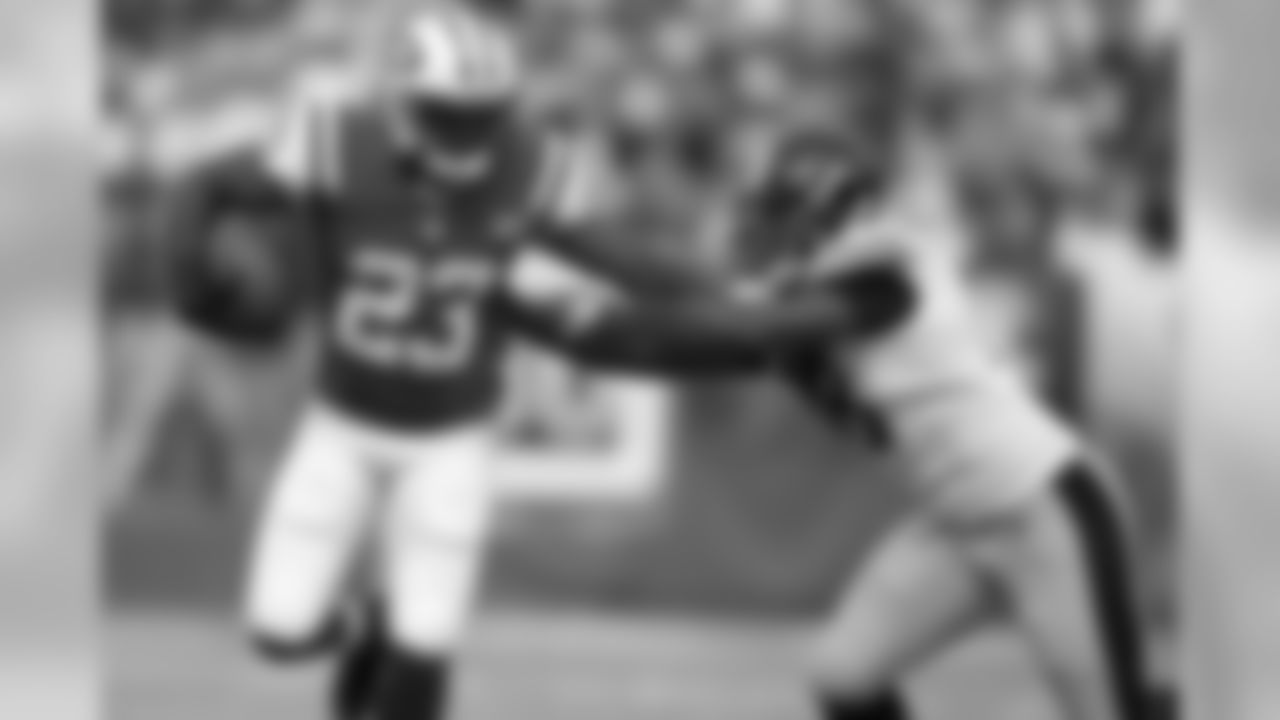 Unfortunately, RB Mike Goodson suffered a season-ending injuries while attempting to make a tackle on one of those two Smith interceptions. If he can get back to full strength, he could provide a tremendous jolt of energy alongside Powell and Chris Ivory.