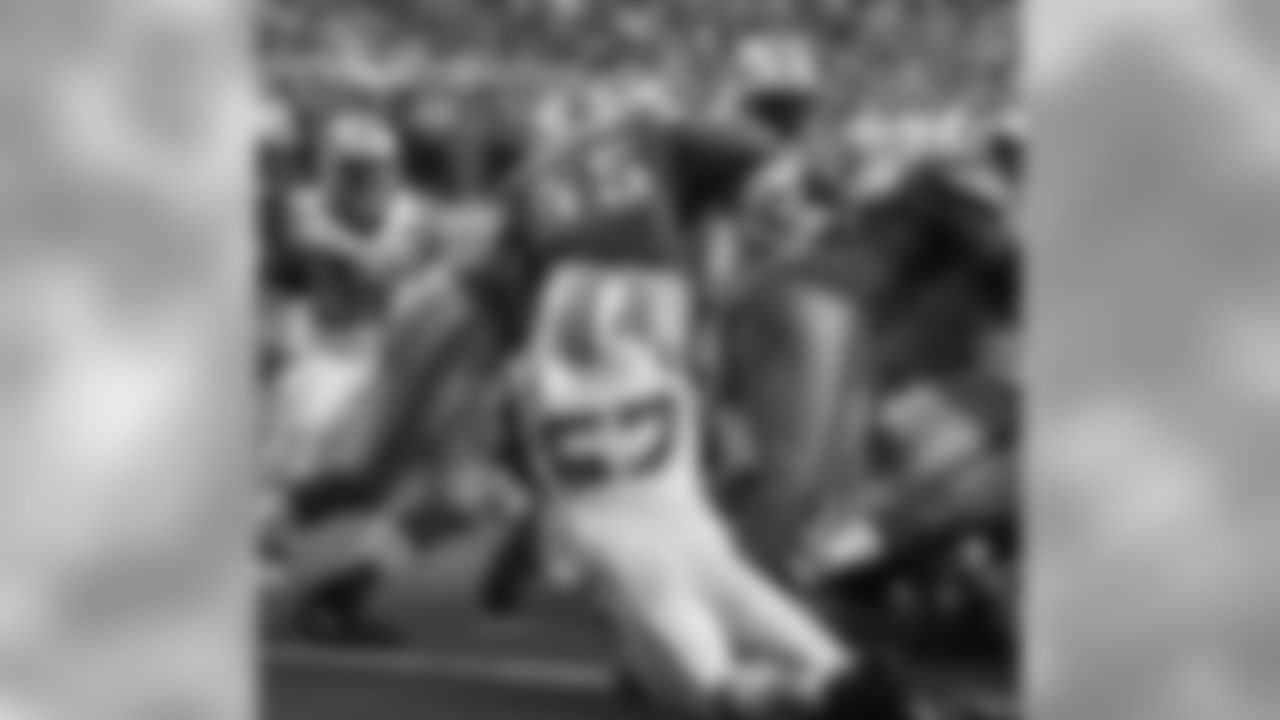 Bart Scott Photos