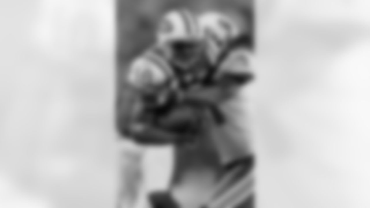 2011 Regular Season Week 6 Jets vs. Dolphins Game Photos