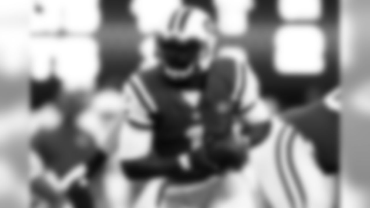 QB Michael Vick will start tonight's game against Philadelphia, a team he played on for five years. His start appears to be a ceremonial one, as head coach Rex Ryan has said he doesn't expect Vick to play for long. Vick said he's unsure how fans will receive him in his return: "I don't know what's to come. I don't know what's going to happen. I'm just looking forward to going back to Philadelphia and just enjoying that day and helping the young guys…"