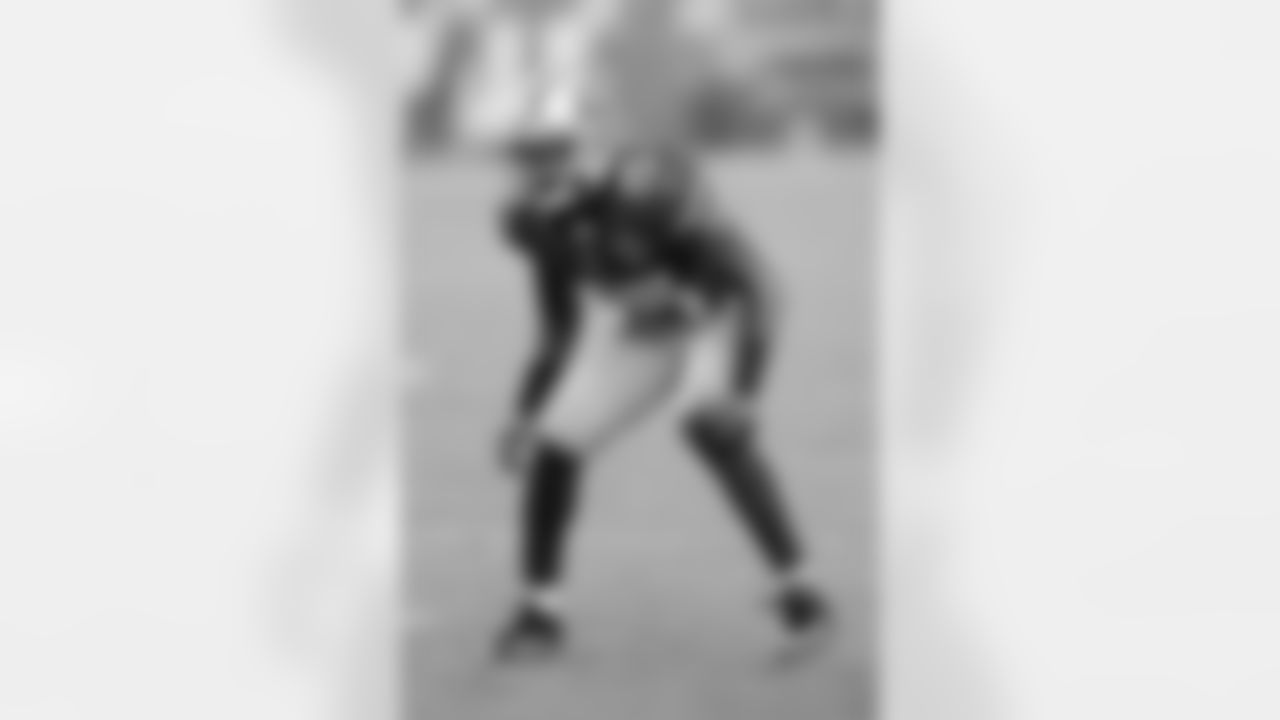 RCB Jimmie Ward