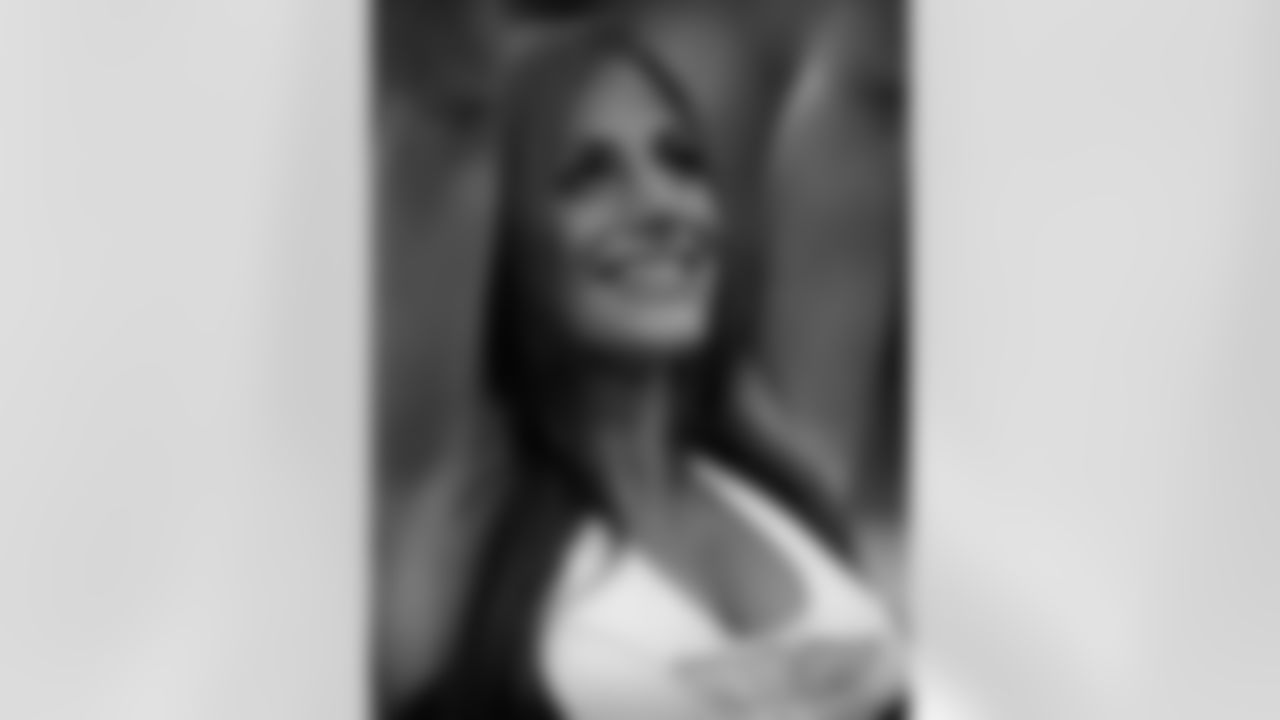 Danielle C. 2009 Flight Crew Member Photos