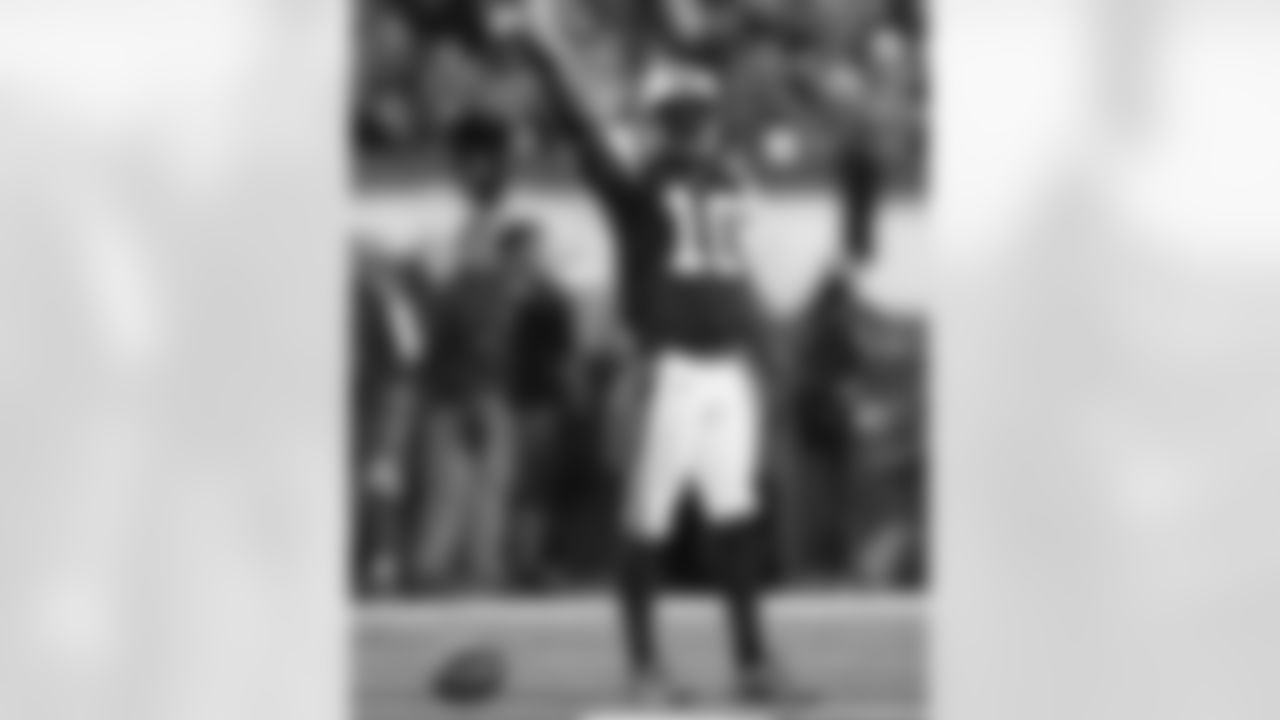 Santonio Holmes Photos