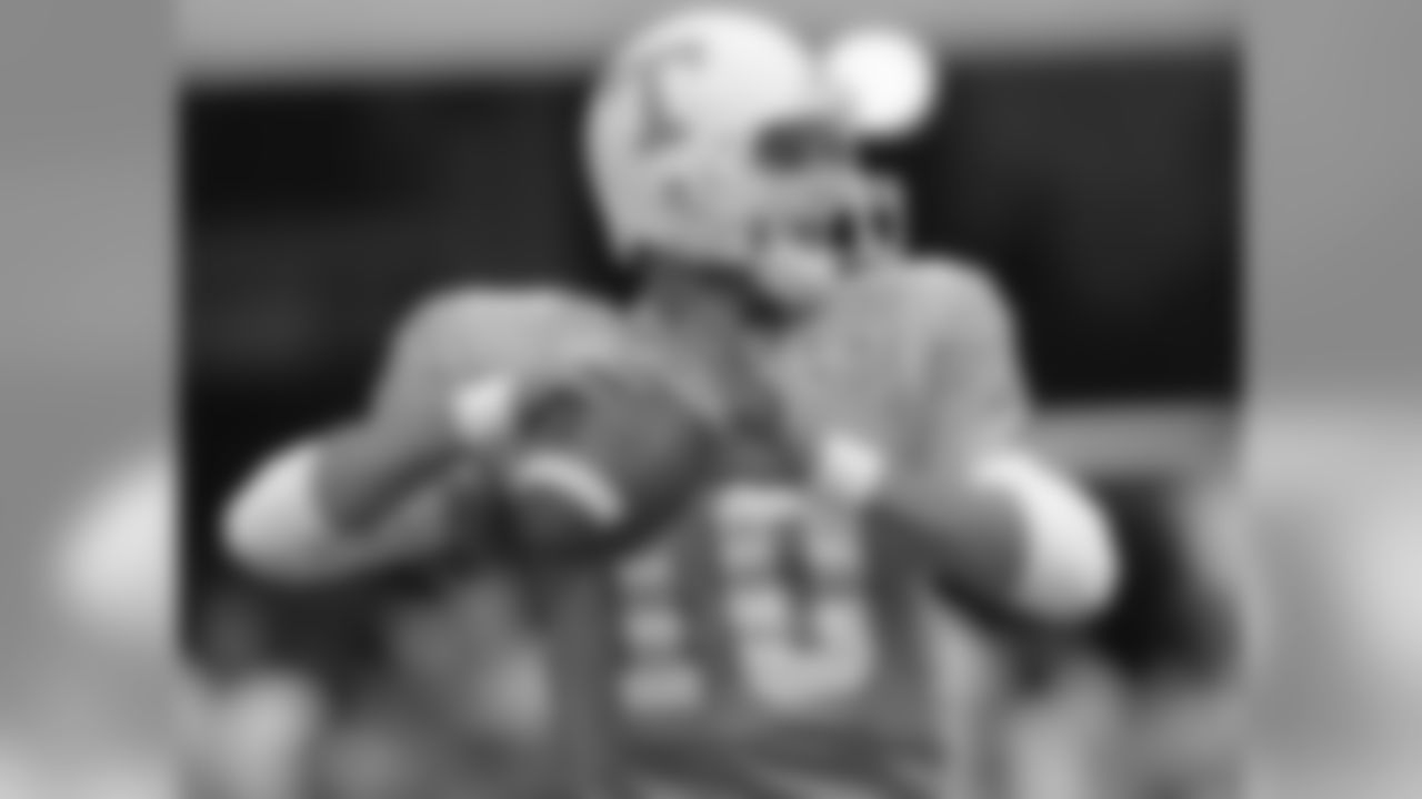 QB Erik Ainge