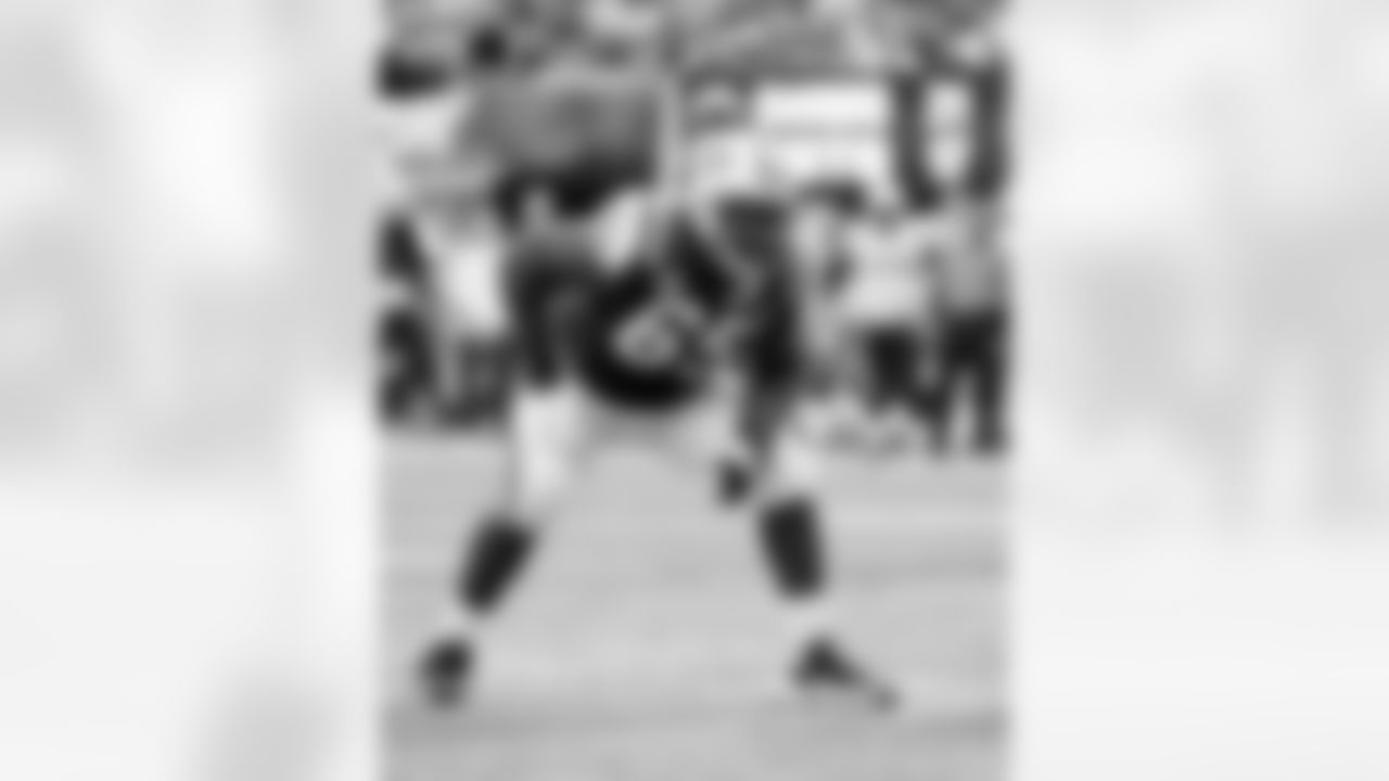 Brandon Moore Photos