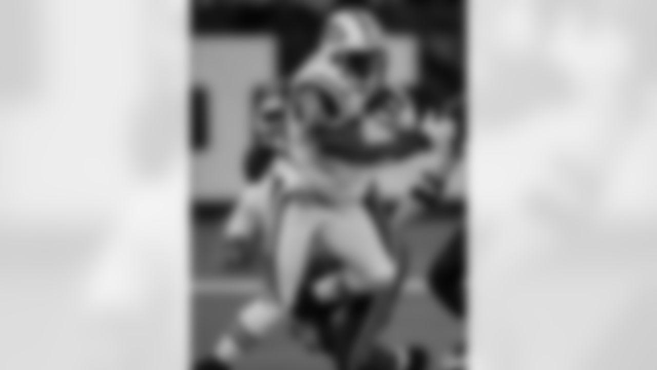 2009 Week 13 Jets at Bills Photos