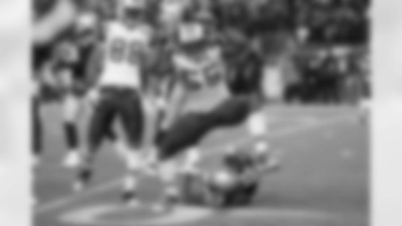 New York Jets at New England Patriots Divisional Playoff Game