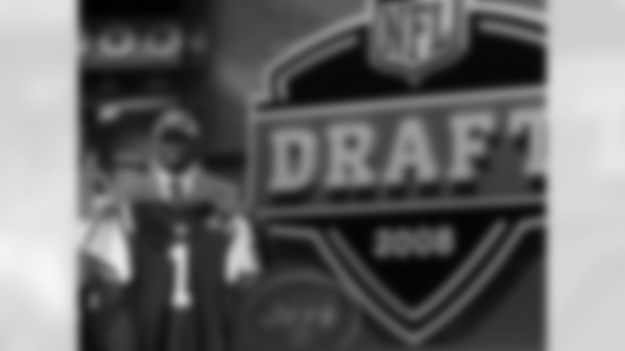 Vernon Gholston on the stage at NFL Draft Headquarters
