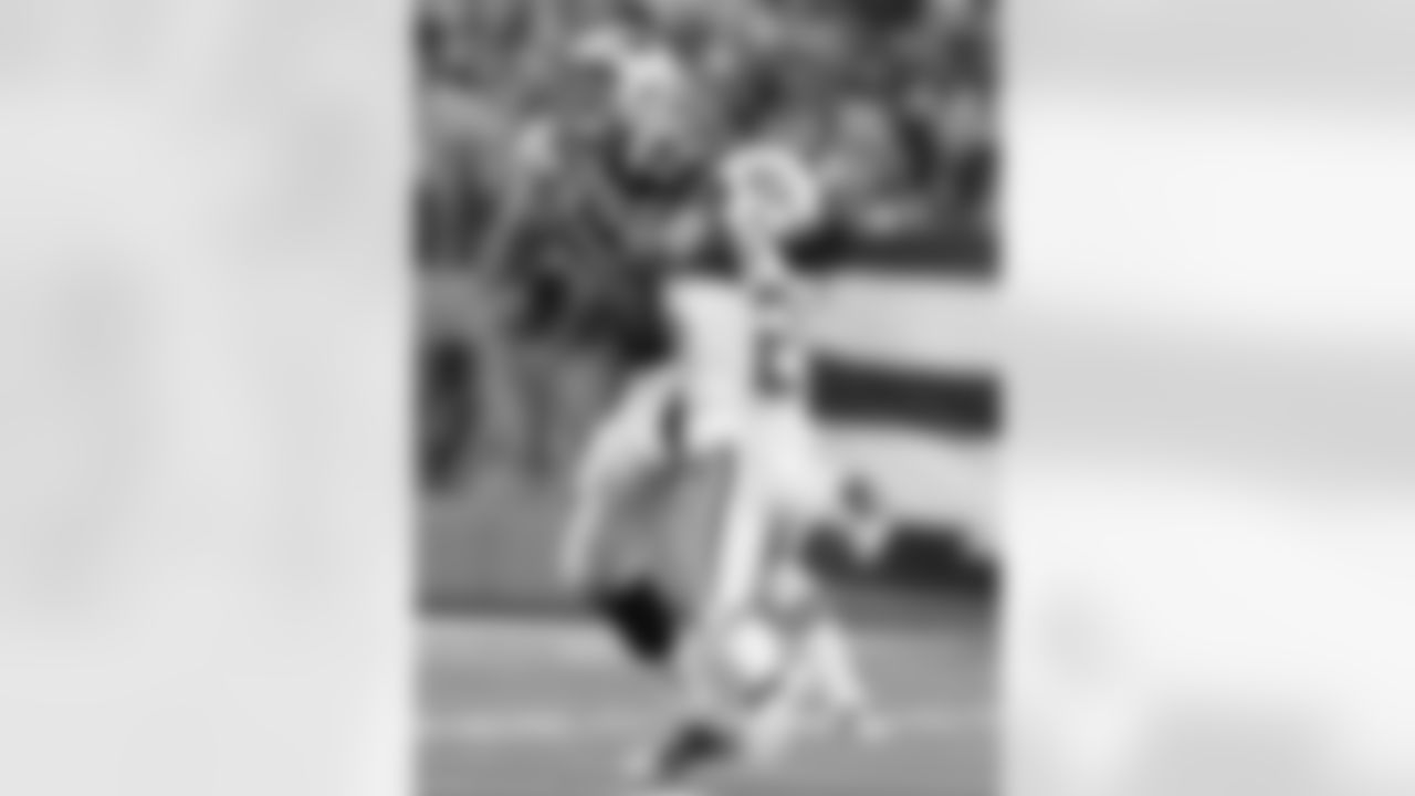 Kyle Wilson Photos