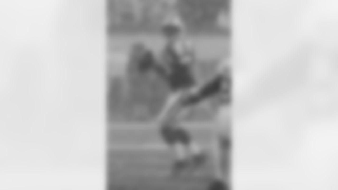 Mark Sanchez Photos