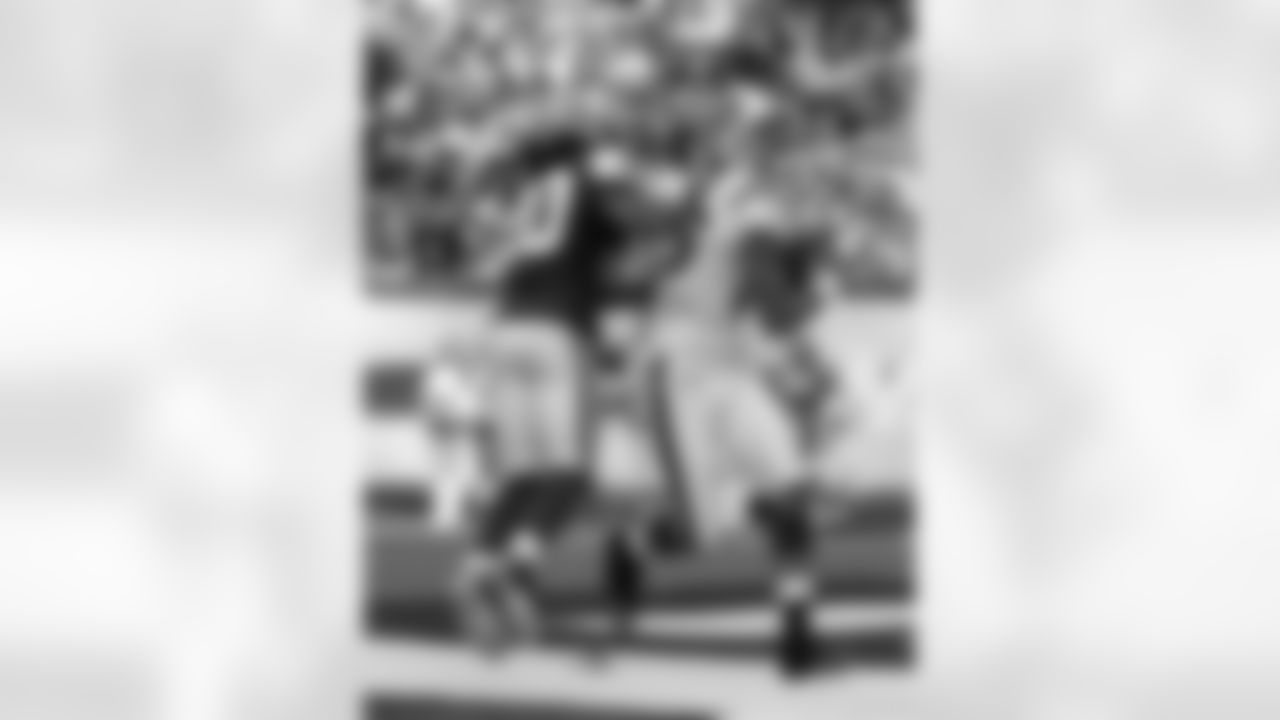 Kyle Wilson Photos