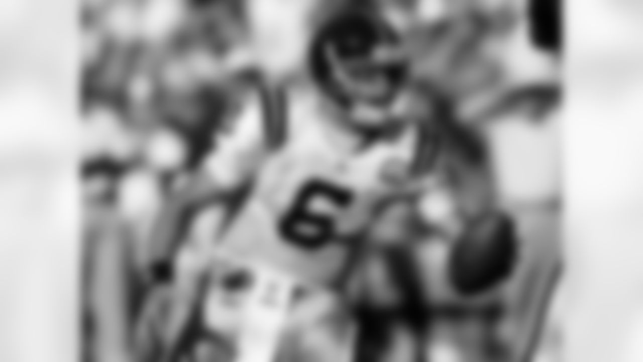 2009 Week 7 - Jets at Raiders Photos