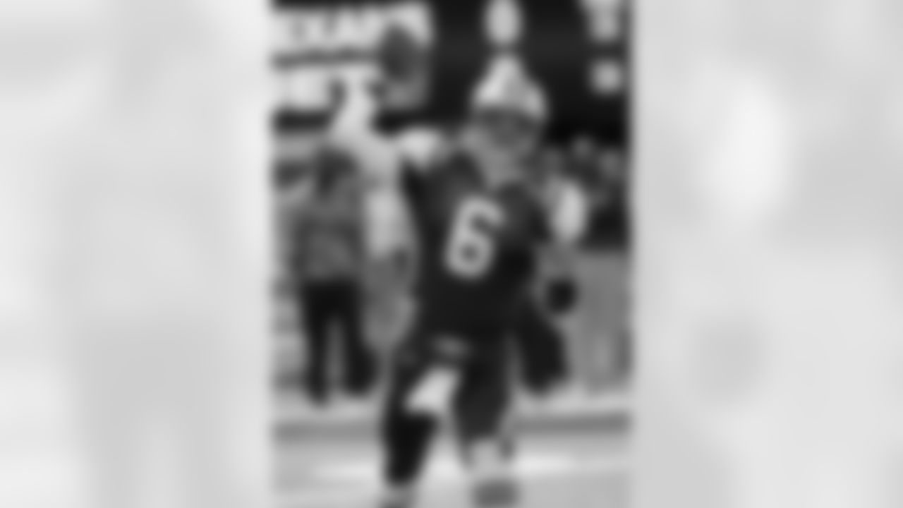 Mark Sanchez Photos