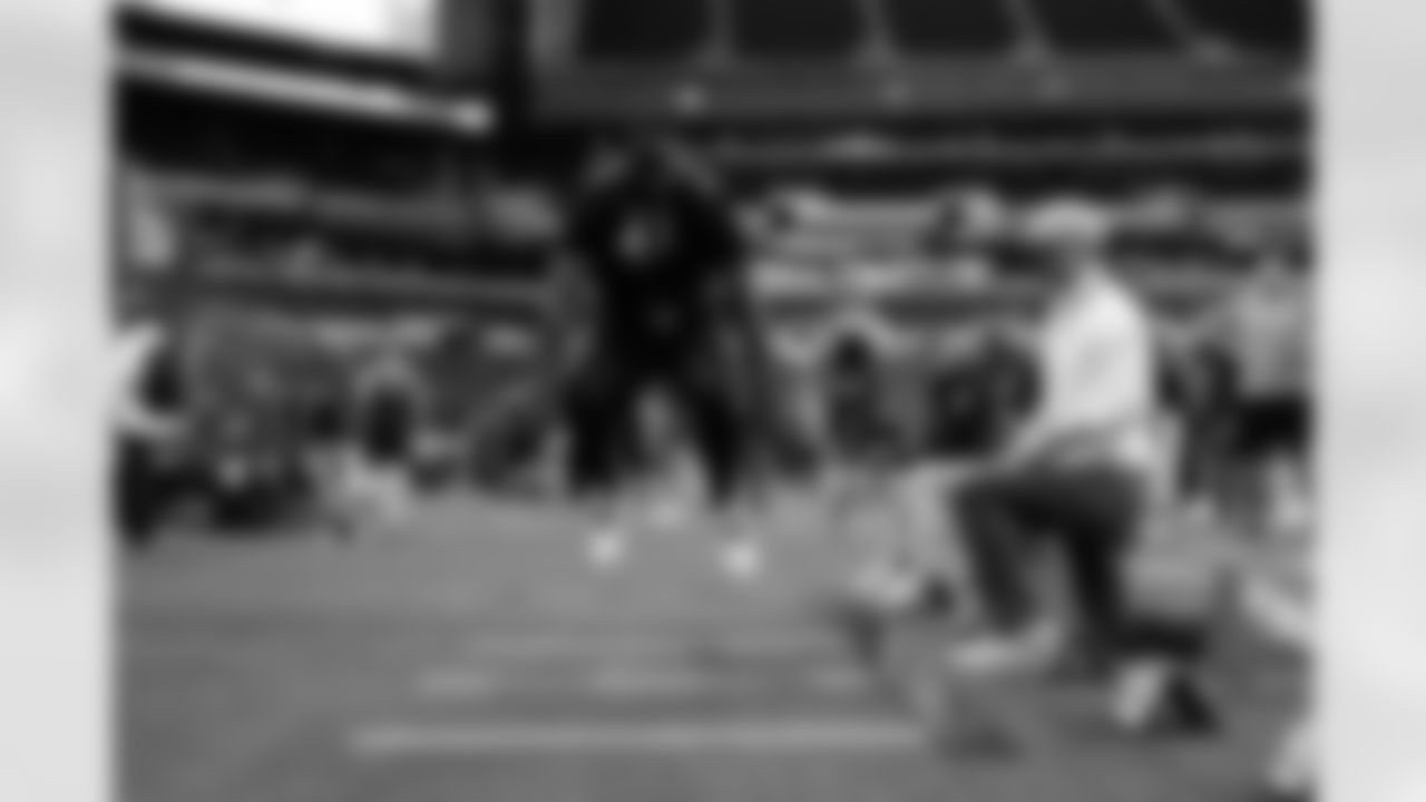 OT Cam Robinson, Alabama