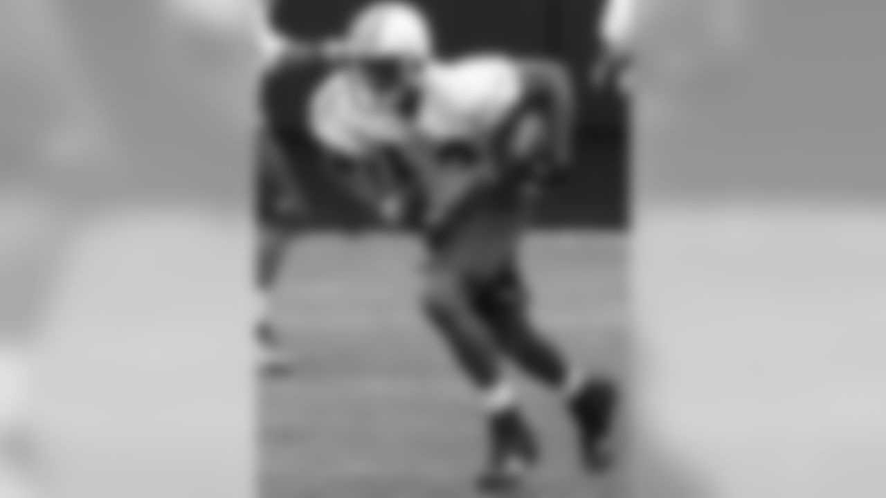 WR Marcus Henry