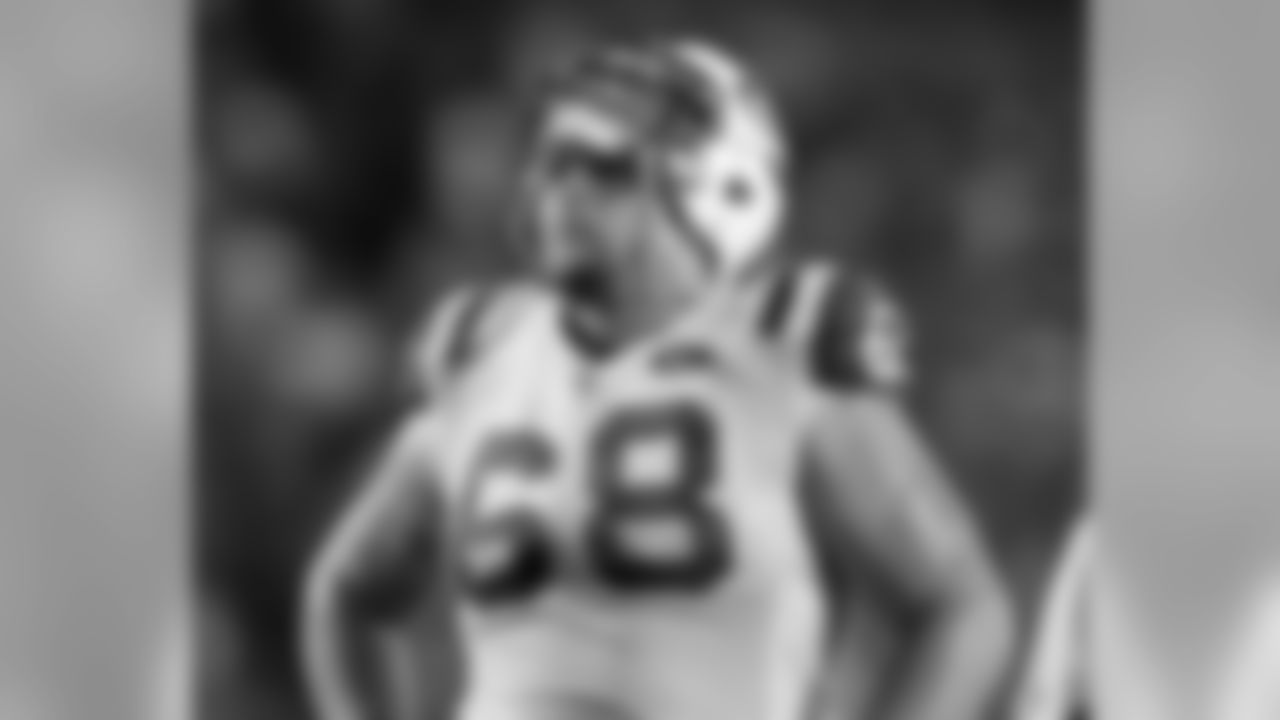 Matt Slauson Photos