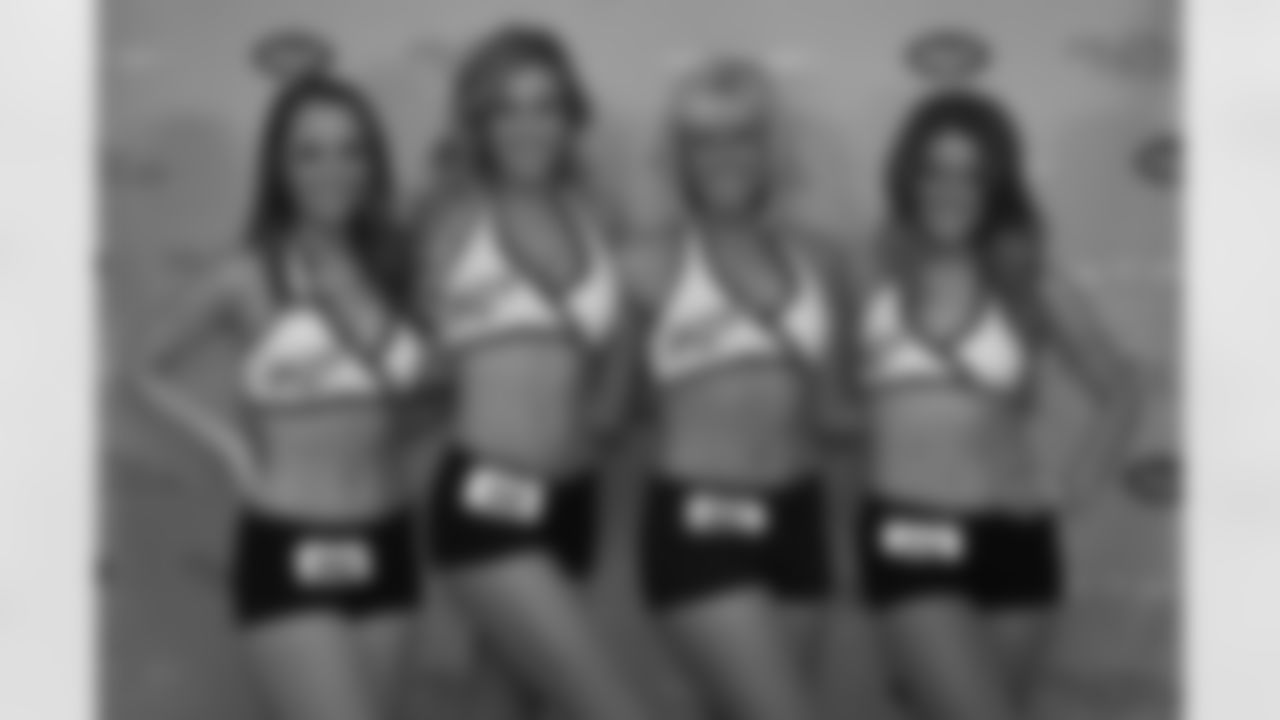 Lindsay G. - April S. - Cassandra S. - Madison B.