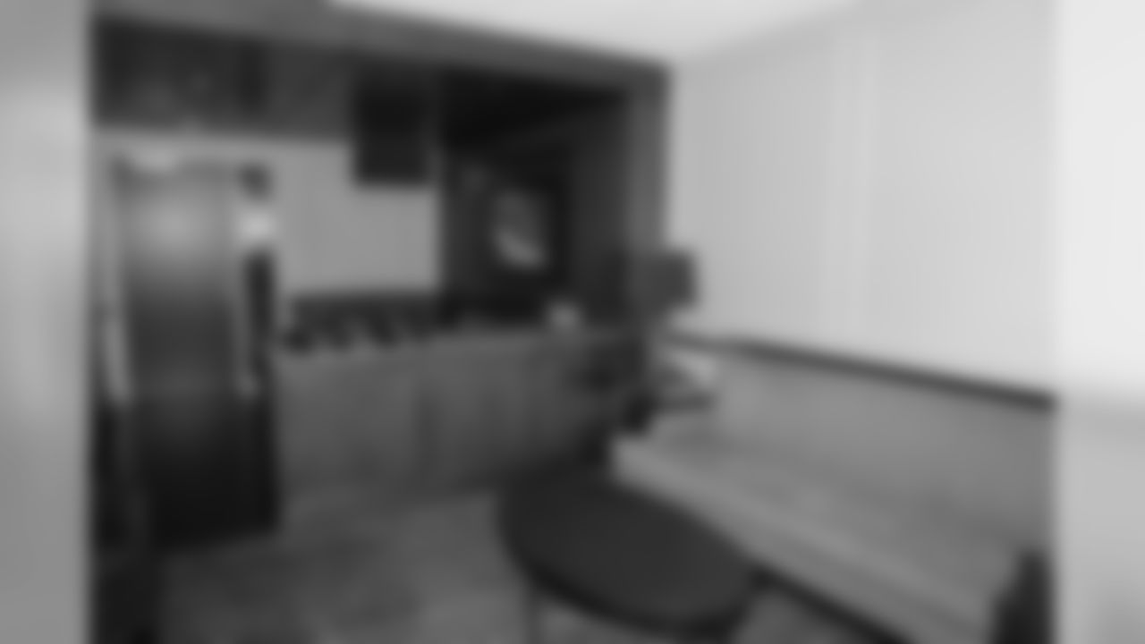 Kitchen and Dining Area in the Hertz Suites