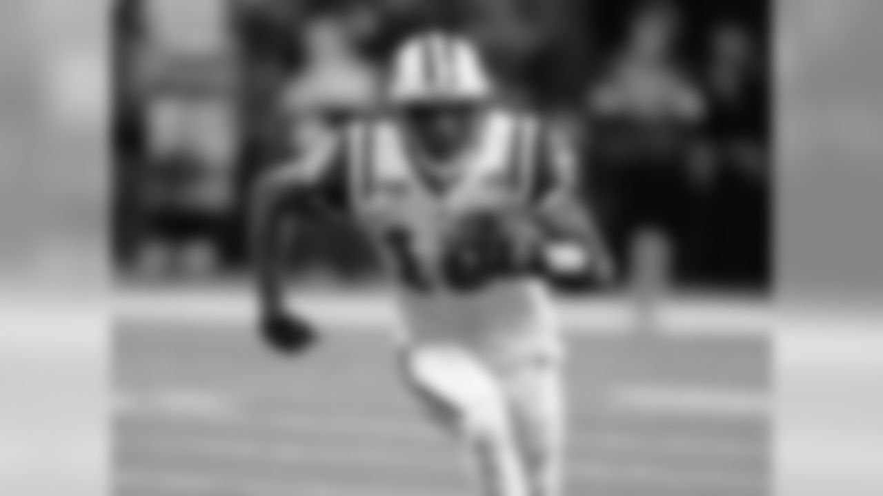 2009 Week 16 Jets At Colts Photos