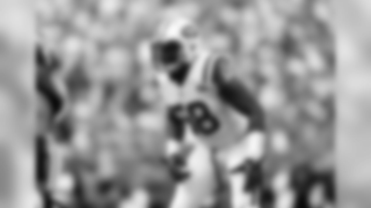 July 1: ILB Erin Henderson