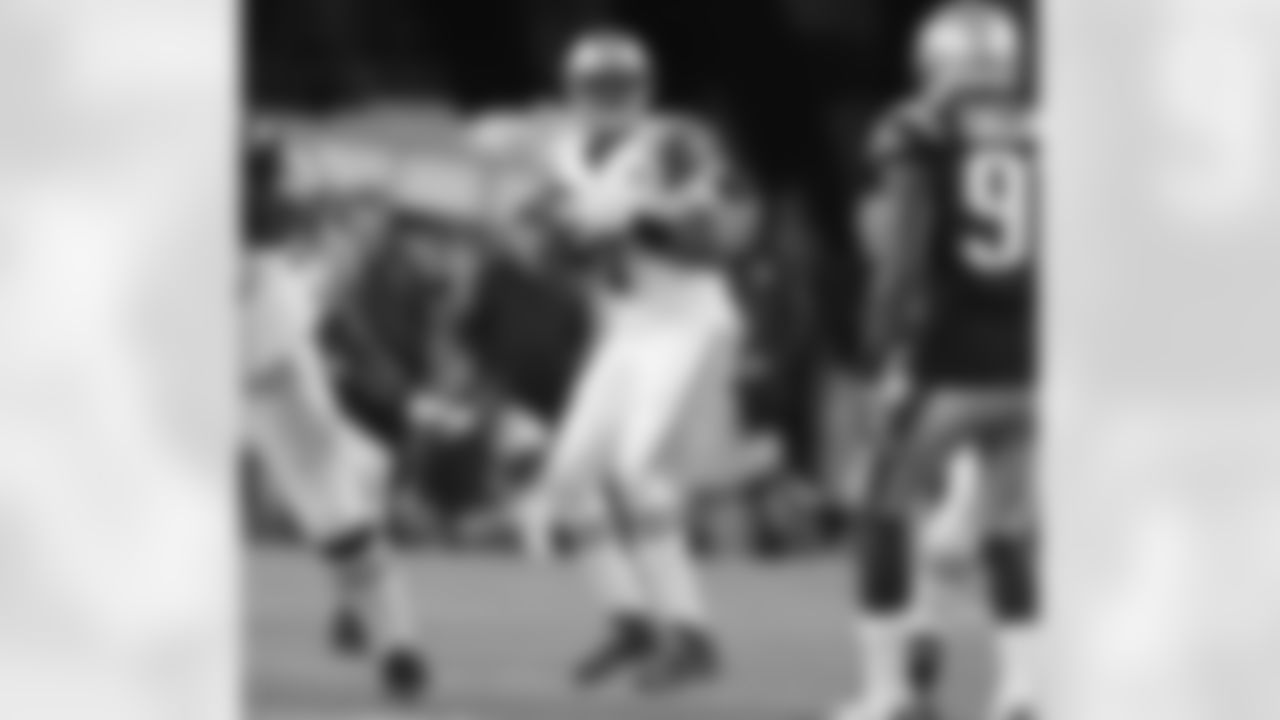 Smith nearly got the job done against the Patriots in Week 7, coming away with perhaps his best game of the season. The second-year QB was 20-for-34 for 266 yards and one TD and used his legs to pick up 37 yards on the ground. Geno's play will definitely be a deciding factor in Act II of this division rivalry.