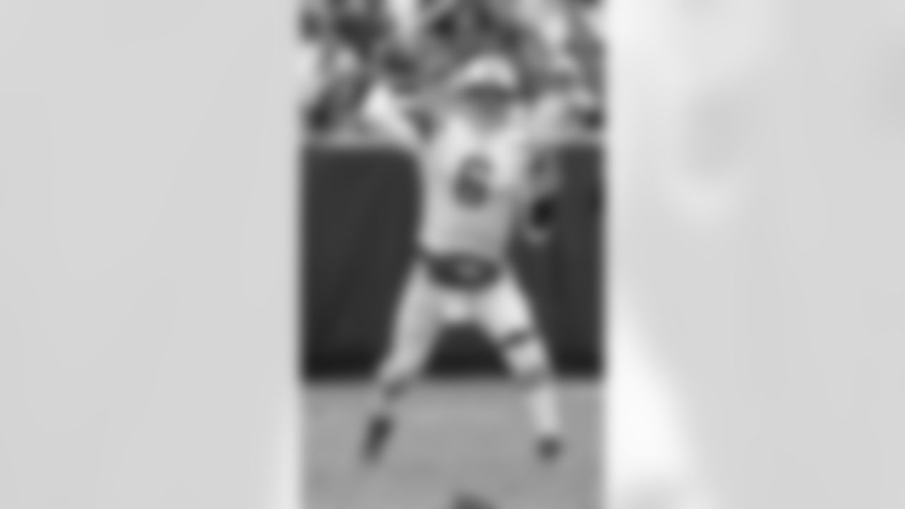 Mark Sanchez Photos
